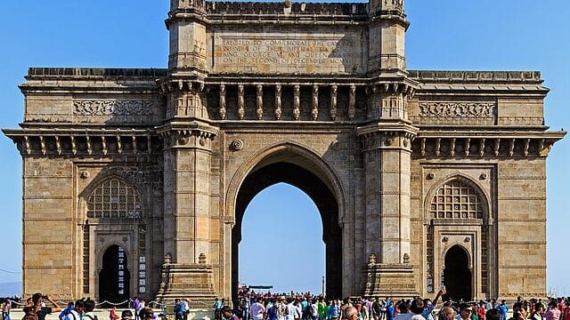 One Day Mumbai Darshan Tour