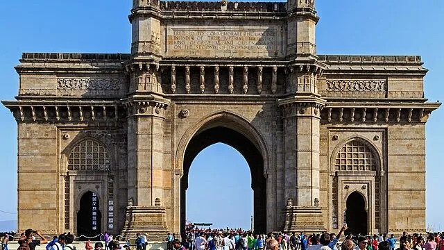 One Day Mumbai Darshan Tour