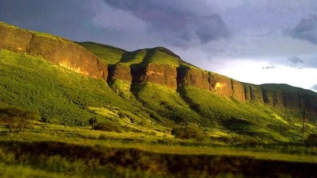 640px-Igatpuri_Plateau