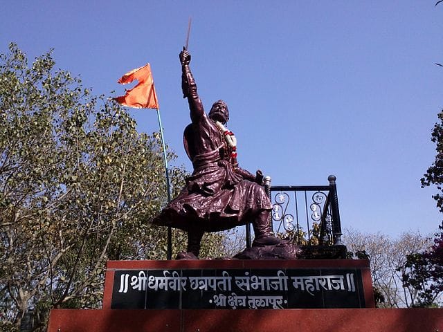 640px-Statue_of_Sambhaji_Maharaj_in_Tulapur