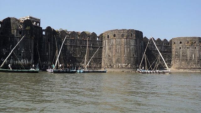 Murud-Janjira_Fort,_Raigad,_India