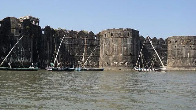 Murud-Janjira_Fort,_Raigad,_India