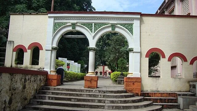 Parvati_Peshwa_Museum_entrance