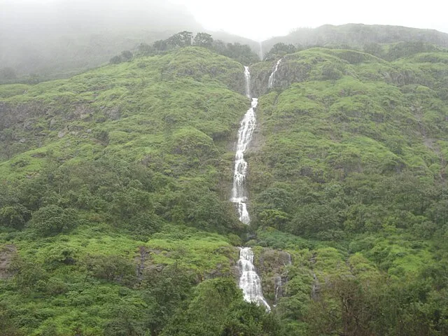 Tamhini Gaht मुंबई-पुणे रोड ट्रिप