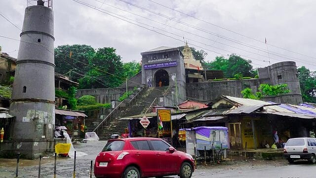 Vajreshwari_Vogini_Mandir,_Maharashtra_-_panoramio